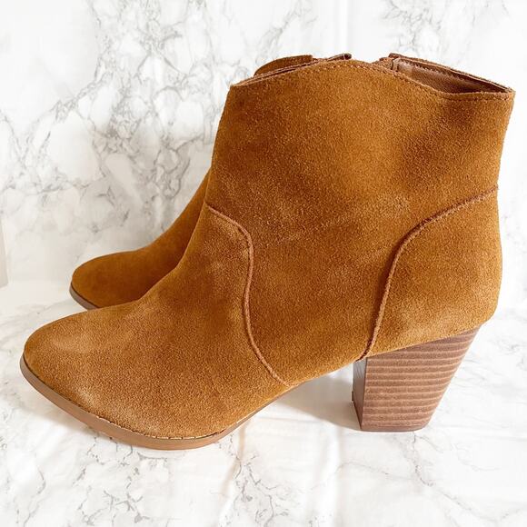 URBAN OUTFITTERS Westie Welt Suede Ankle Booties 9 - Picture 4 of 10
